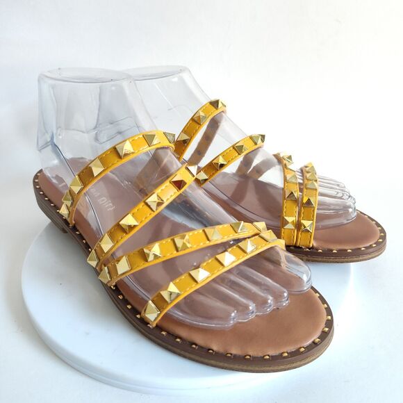 Madden Girl Shoes - Madden Girl Strappy Flat Yellow Gold Studded Sandals Slides Womens Size 7 Glam